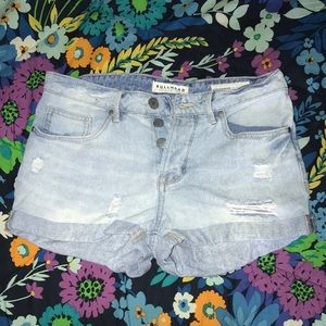 Cute jean shorts!